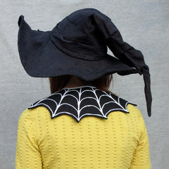 spiderweb chain stitched collar