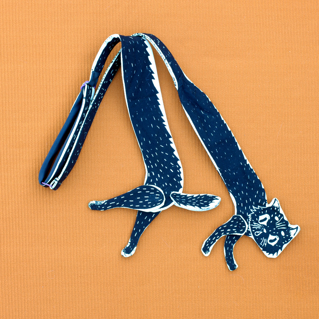 Scaredy cat bow tie
