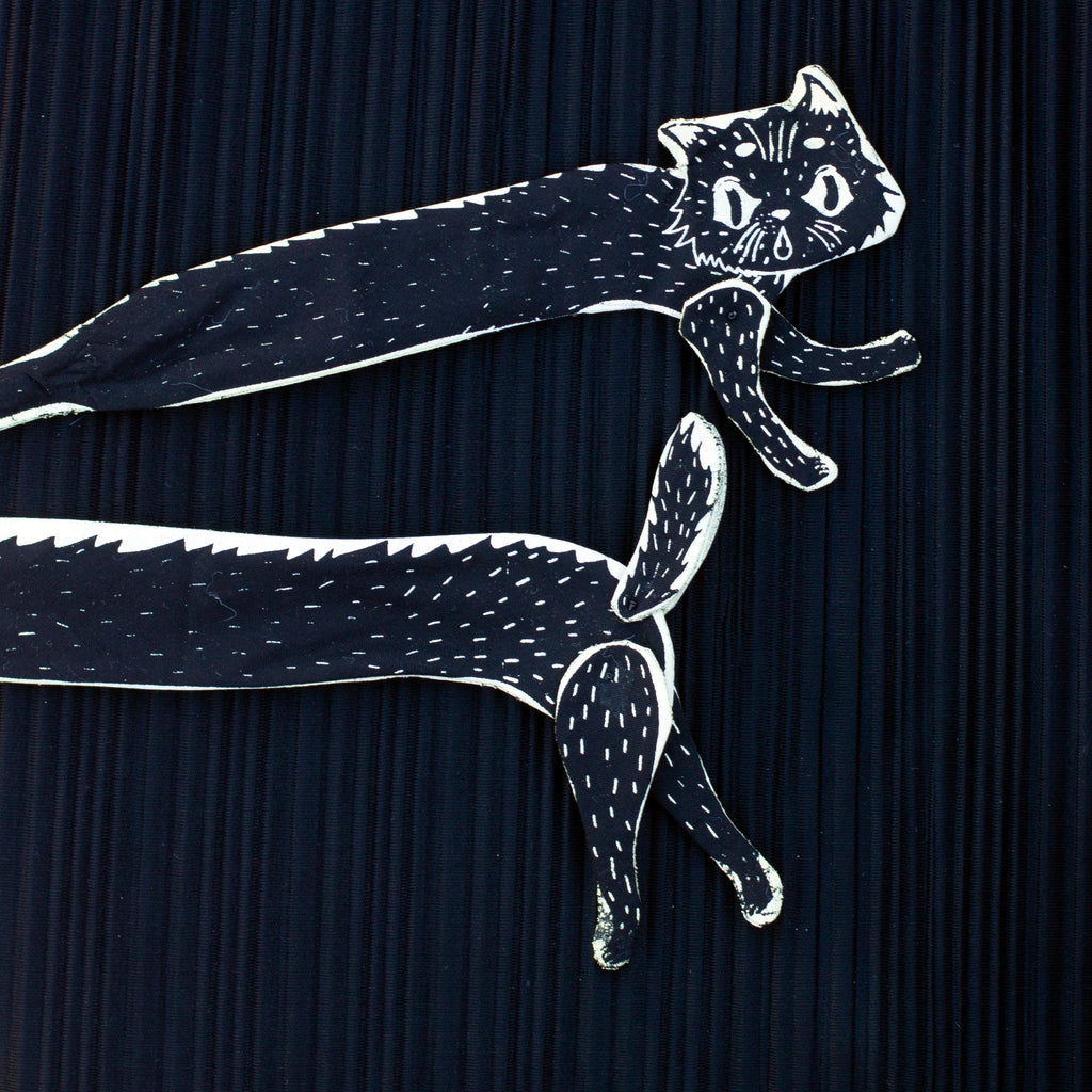 Scaredy cat bow tie
