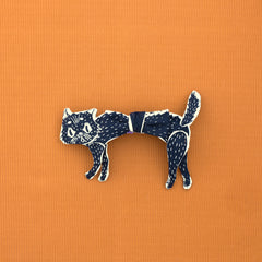 Scaredy cat bow tie