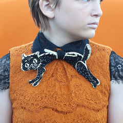 Scaredy cat bow tie
