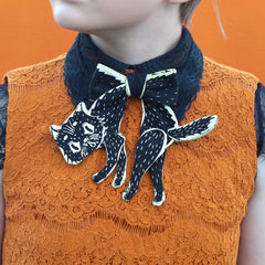 Scaredy cat bow tie